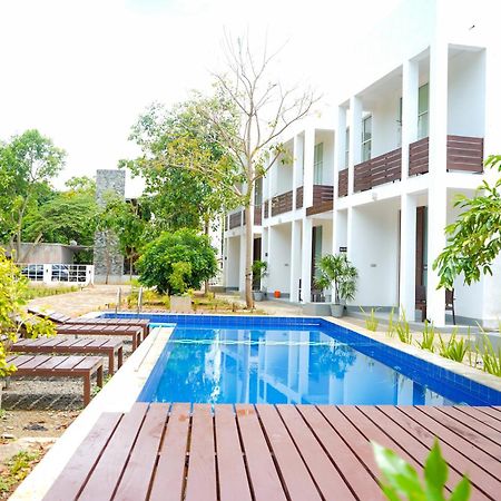 Ananthara Resort アヌラーダプラ エクステリア 写真